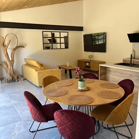 Villa Villa'nduzienne *